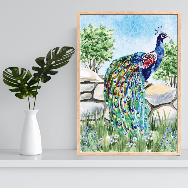 Impression de Paon Debout sur un Mur de Pierre - Décoration Murale Élégante / Peacock Standing on a Stone Wall Print - Elegant Wall Decor