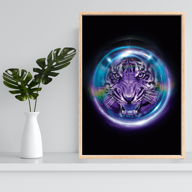 Impression Visage de Tigre Violet - Décoration Murale Animale Moderne / Purple Tiger Face Art Print - Modern Animal Wall Decor