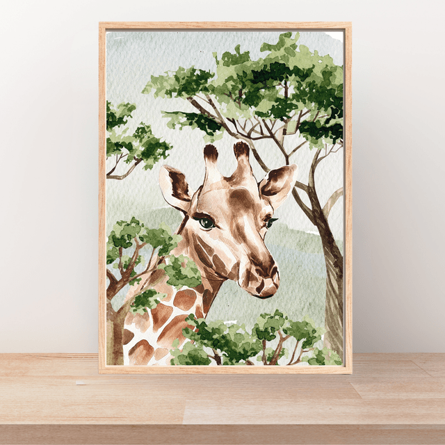 Impression Girafe Observant à travers les Grands Arbres - Décoration Murale Nature / Giraffe Gazing Through Tall Trees Print - Nature Wall Decor