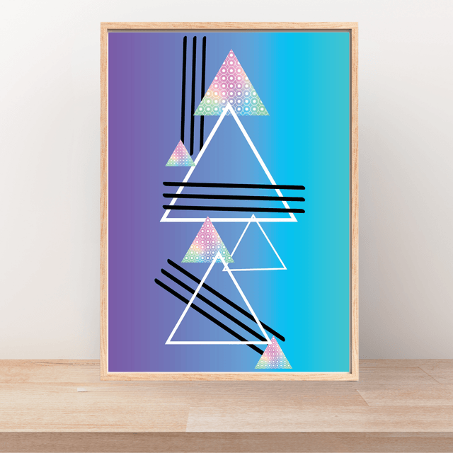 Triangles géométriques abstraits sur dégradé bleu / Geometric Abstract Triangles on Blue Gradient